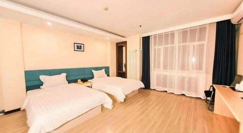 Hotel 7 Days Inn Harbin Railway Station Zhanqian Square Branch, Harbin, photo