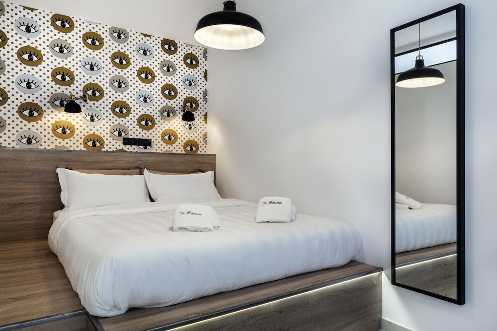 Фото The Athenians Art Apartments