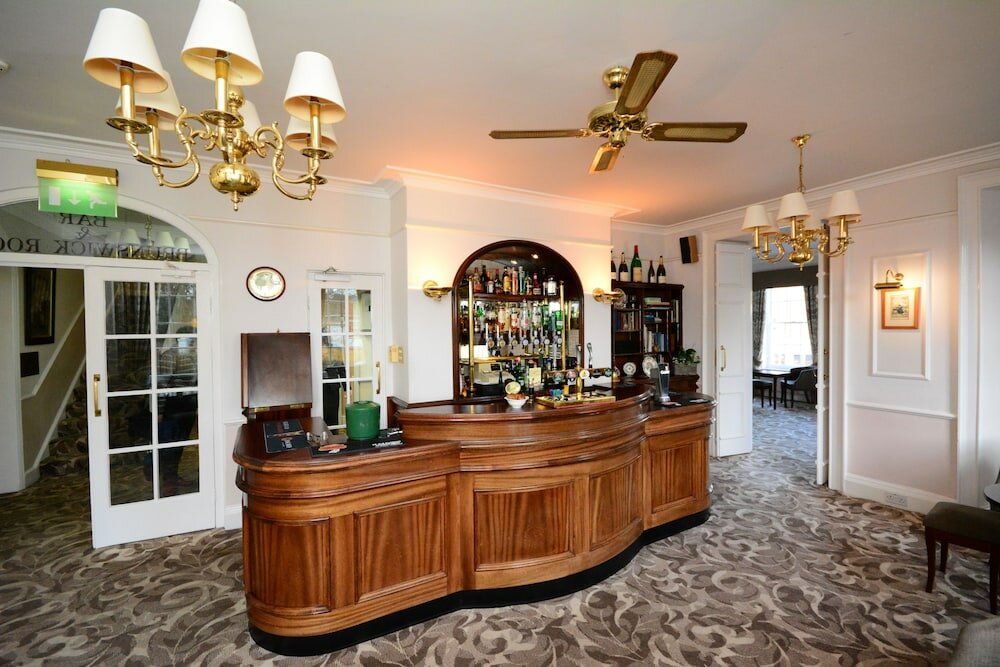 Фото The Crescent Hotel