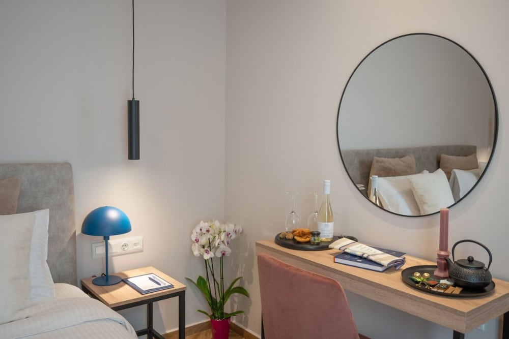 Фото Ira City Hotel