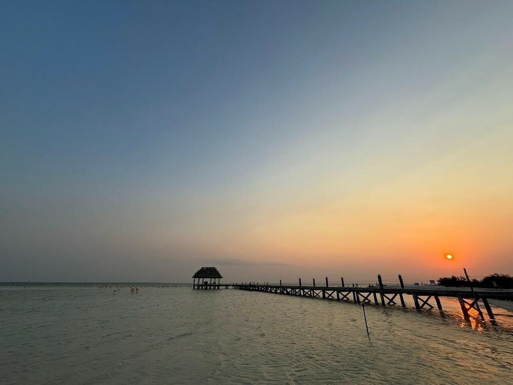 Фото La Diosa Kali Beach Front Hotel