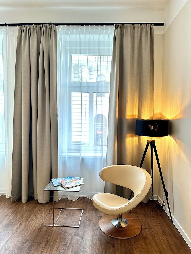 Фото Hotel Rathaus Wein & Design