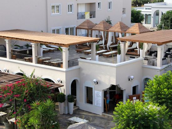 Фото Peridis Family Resort