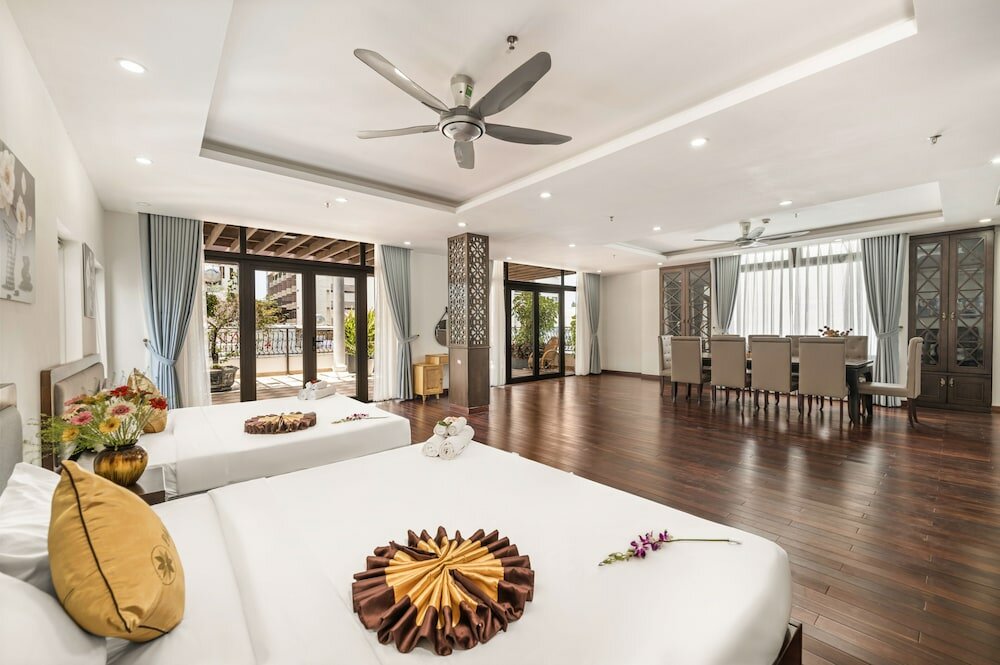 Фото Palazzo Luxury Hotel