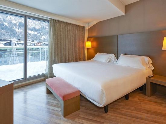 Фото Nh Andorra la Vella