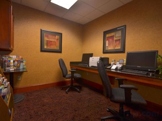 Фото Hampton Inn Bryant