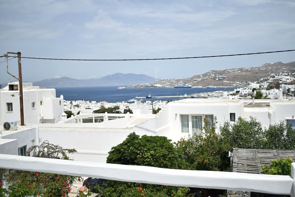 Фото Andriani'S Guest House