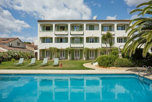 Внешний вид отеля Hotel Le Rodin в Арле, фото 1