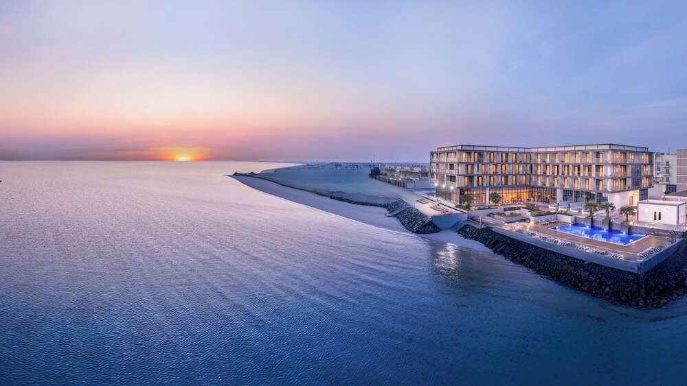 Фото Beach Bay Hotel Mirfa