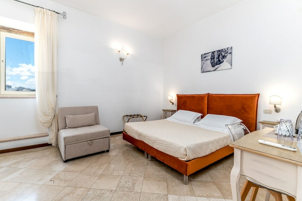 Фото Hotel Rione Antico La Terra