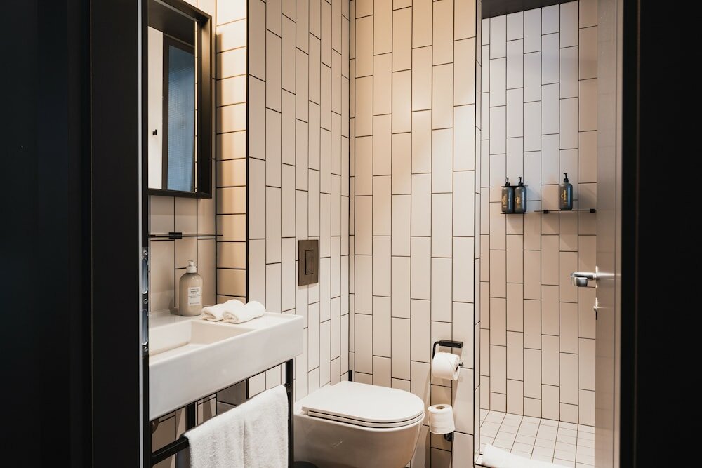 Фото Exeter Hotel