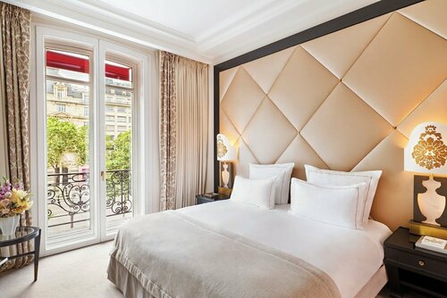 Внешний вид отеля Hotel Barriere Fouquets Paris в Париже, фото 2