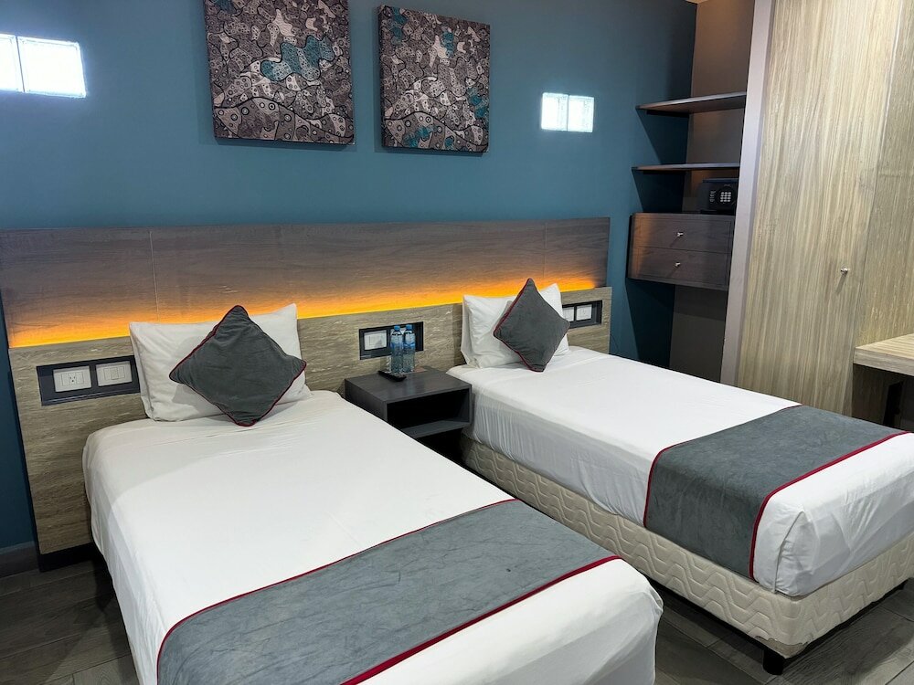 Фото отеля 3