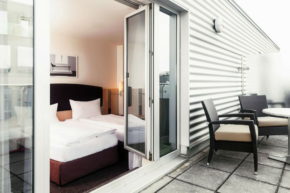 Фото IntercityHotel Wien