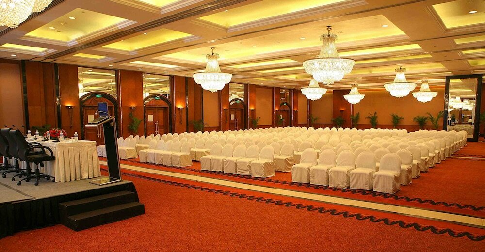 Фото Eros Hotel New Delhi, Nehru Place