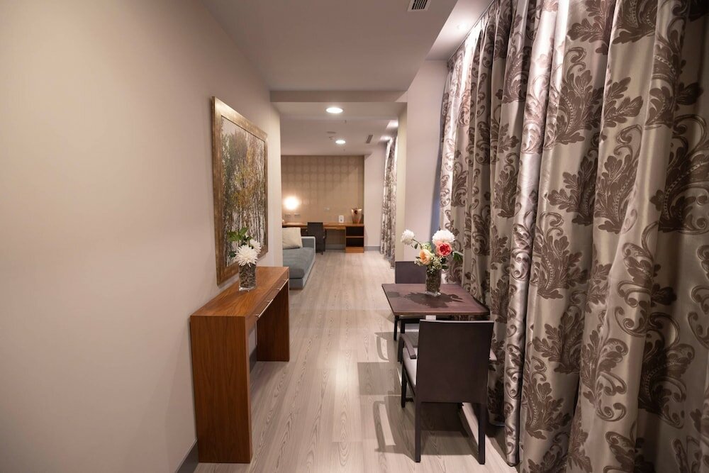Фото Hotel Ciudad de Ponferrada