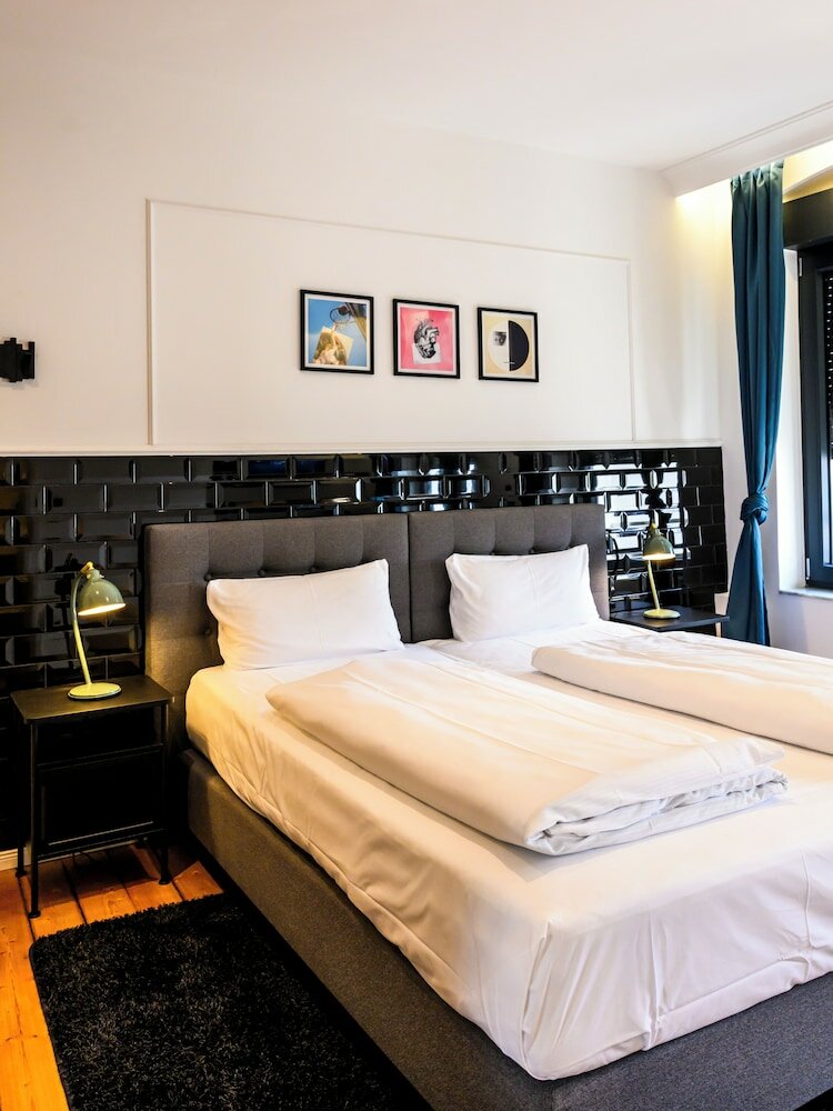Фото Nikii Boutique Hotel