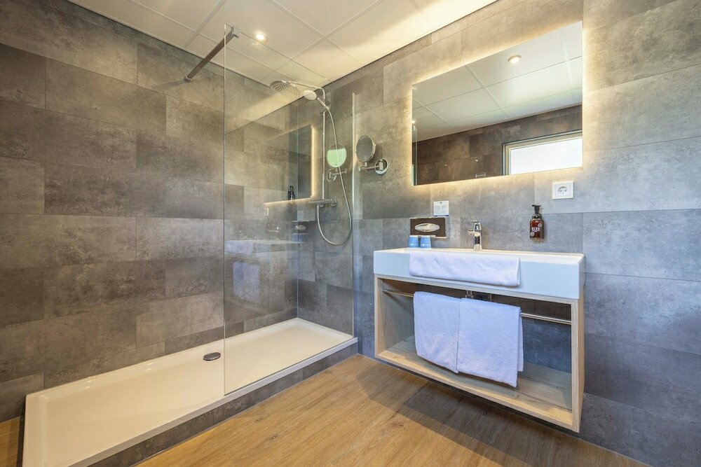 Фото Fletcher Hotel - Restaurant Victoria - Hoenderloo