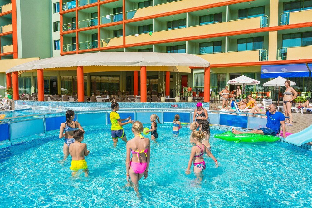Фото Mpm Kalina Garden Hotel