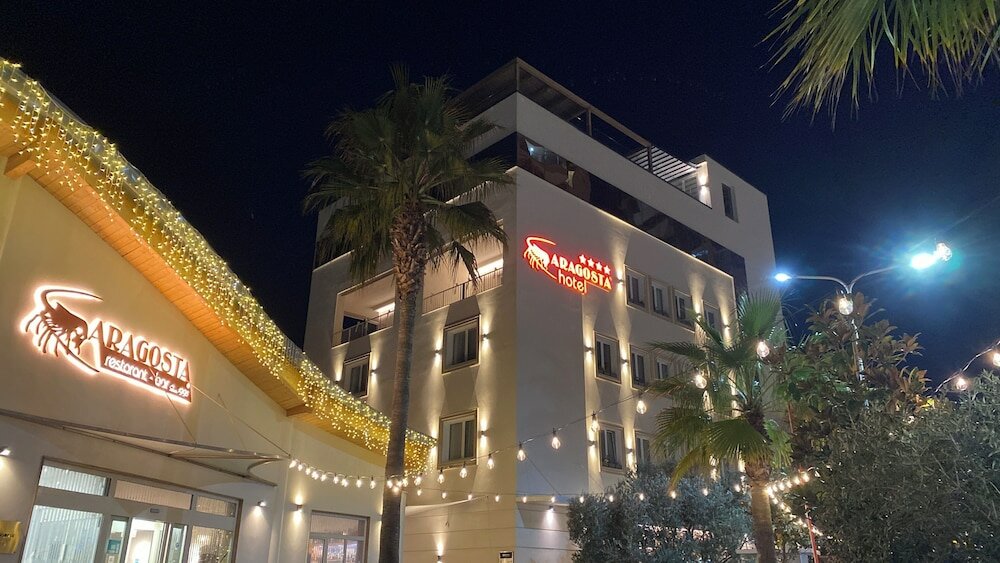 Фото Aragosta Hotel & Restaurant