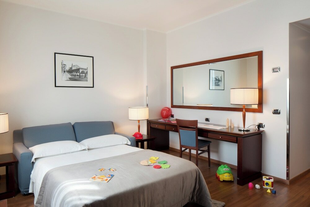 Фото Starhotels Premium Excelsior Bologna