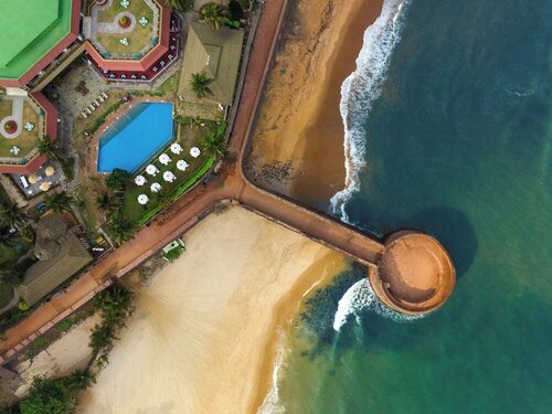 Внешний вид отеля Taj Fort Aguada Resort & SPA, Goa в Бардеже, фото 2