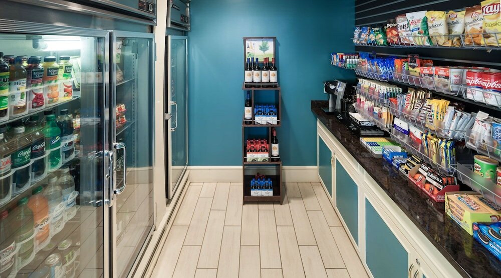 Фото Hilton Garden Inn Rockaway