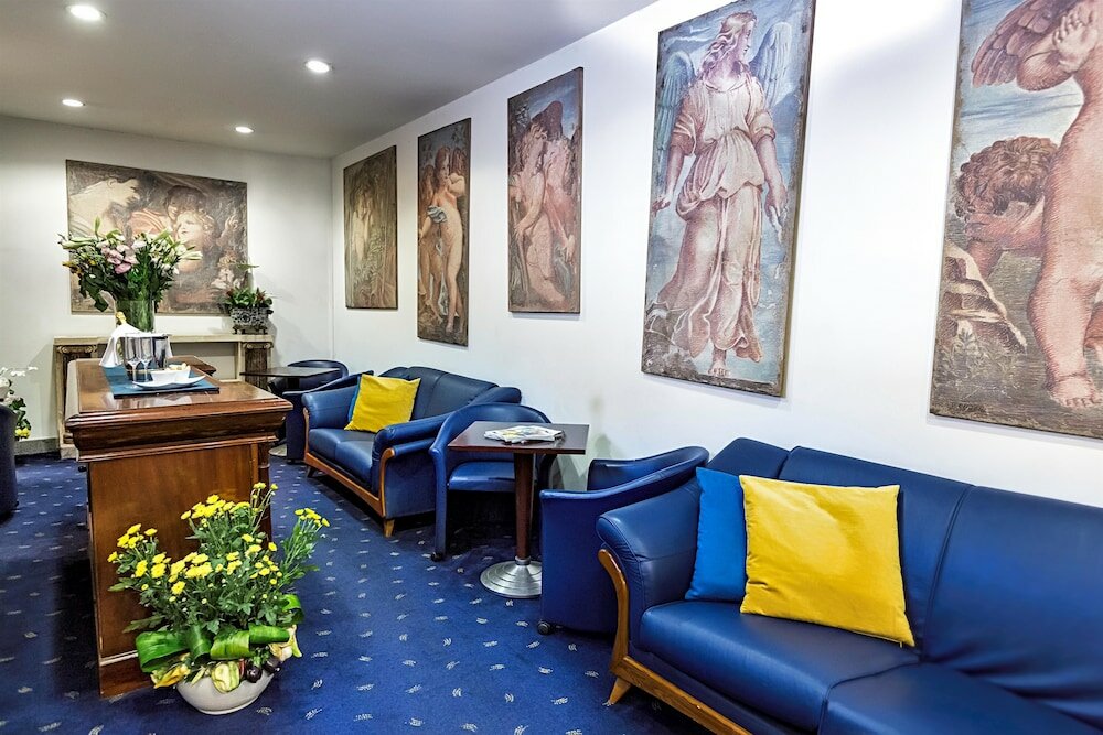 Фото Hotel Diplomatic