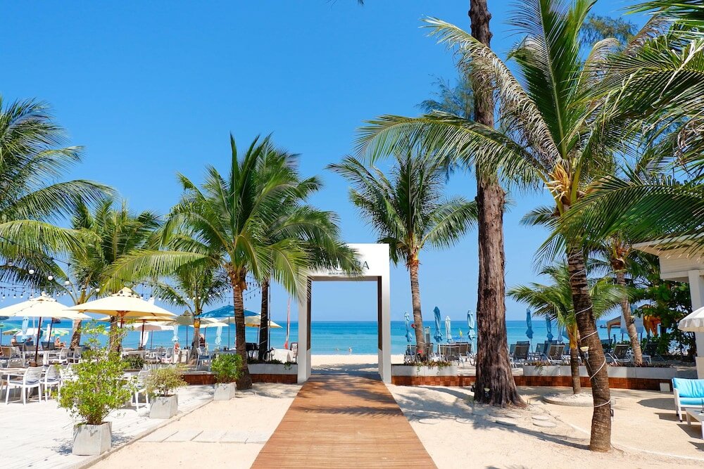 Фото Arinara Beach Resort Phuket