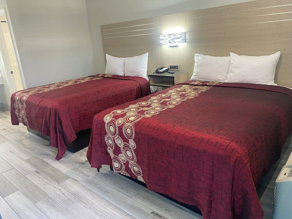 Фото Mayfair Inn