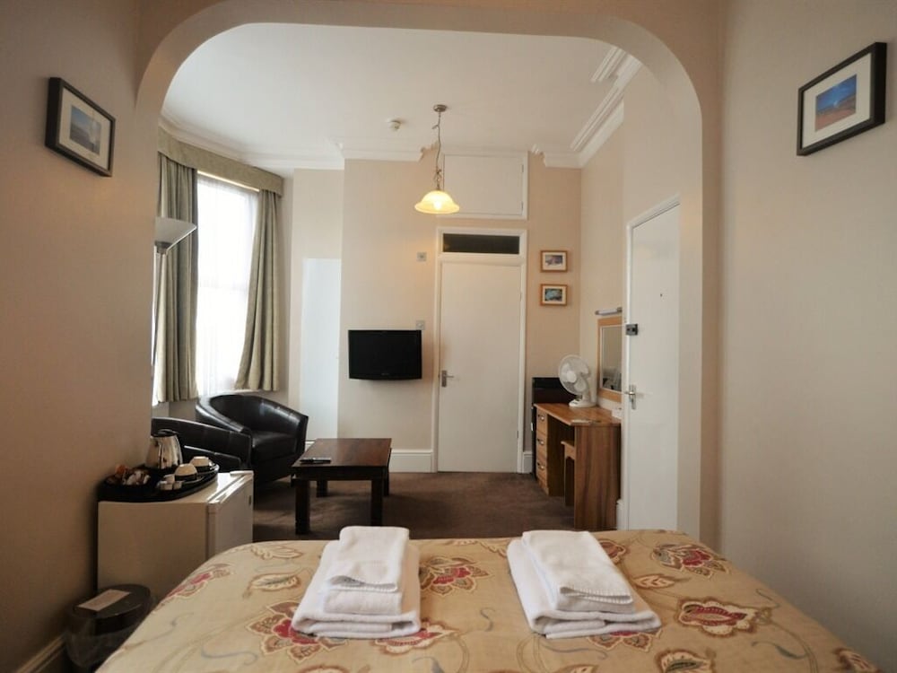 Фото Gateway Hotel