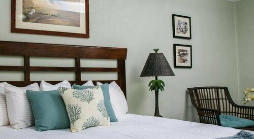 Внешний вид отеля Coconut Palm Inn в Монре, фото 3