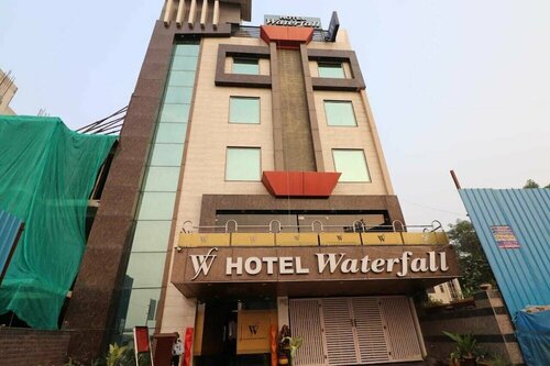 Hotel Waterfall