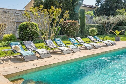 Гостиница Hôtel La Suite в Ниме