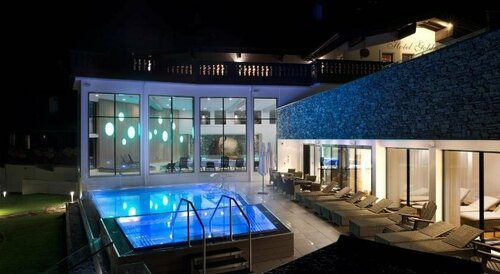 Внешний вид отеля Hotel Goldried в Матрае, фото 4