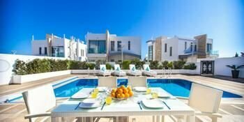 Гостиница Вилла Lombardi в Протарасе