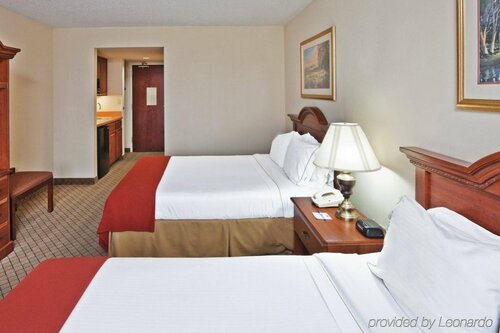 Гостиница Holiday Inn Express Hotel and Suites Mesquite в Мескуите
