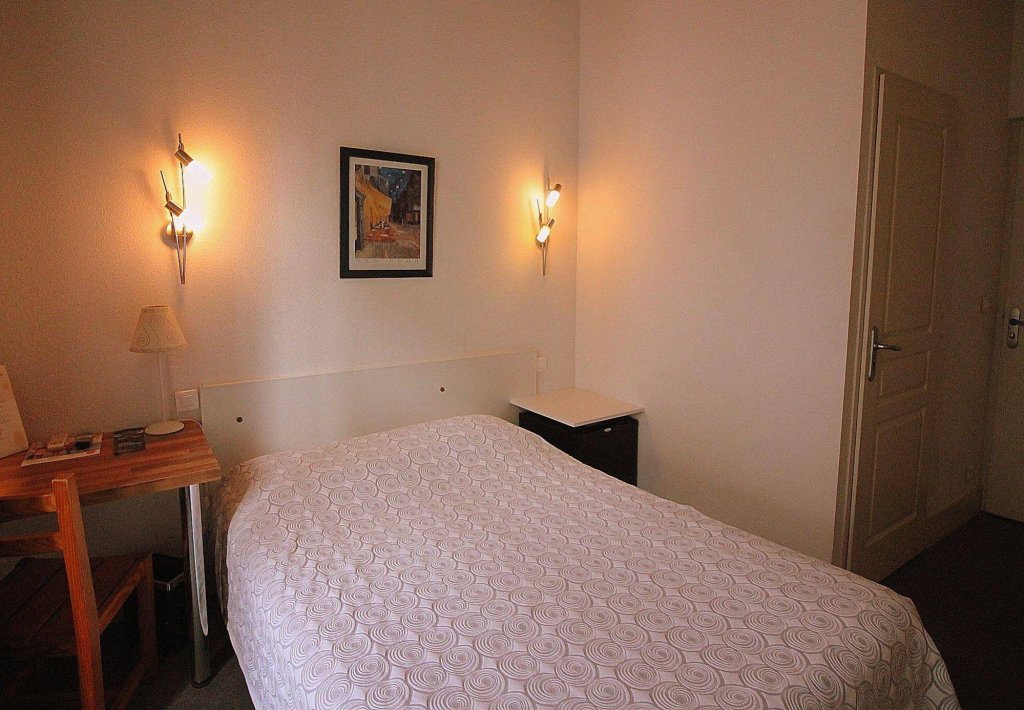 Фото Hotel Adour