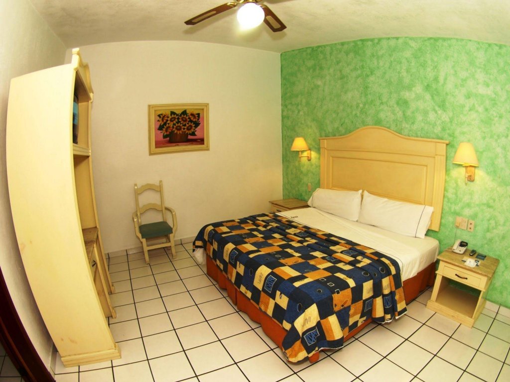 Фото Hotel Maria Isabel