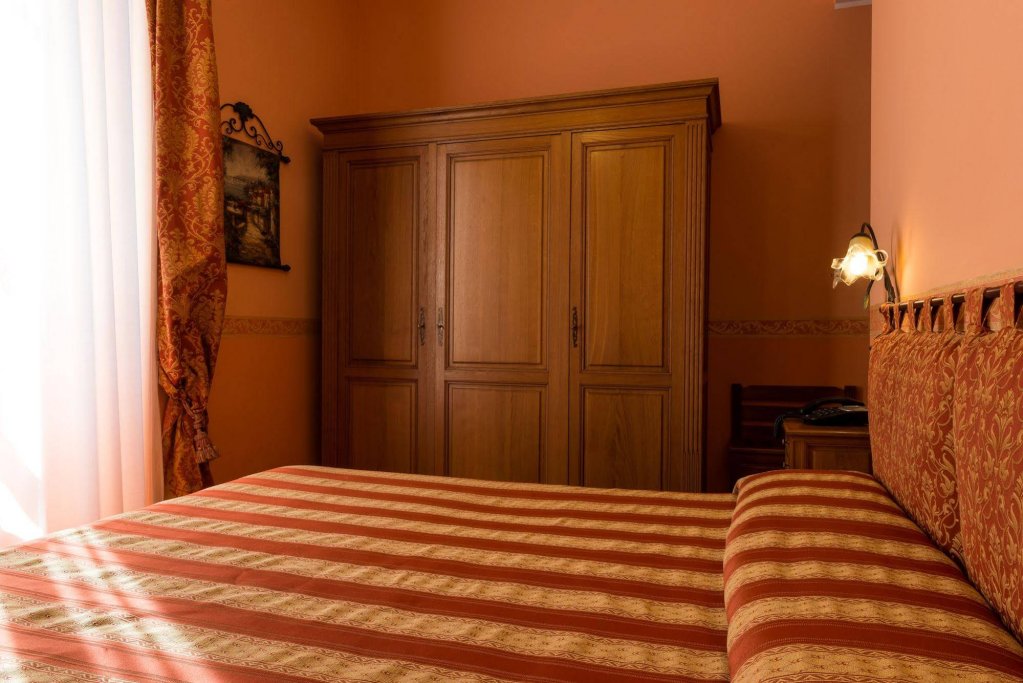 Фото Hotel Belle Epoque