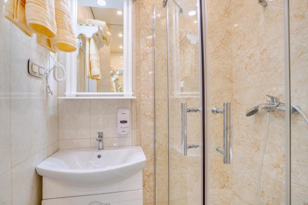 Фото Golden Hotel