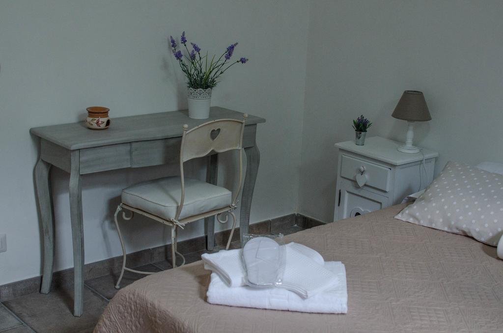 Фото Lady B bed & breakfast