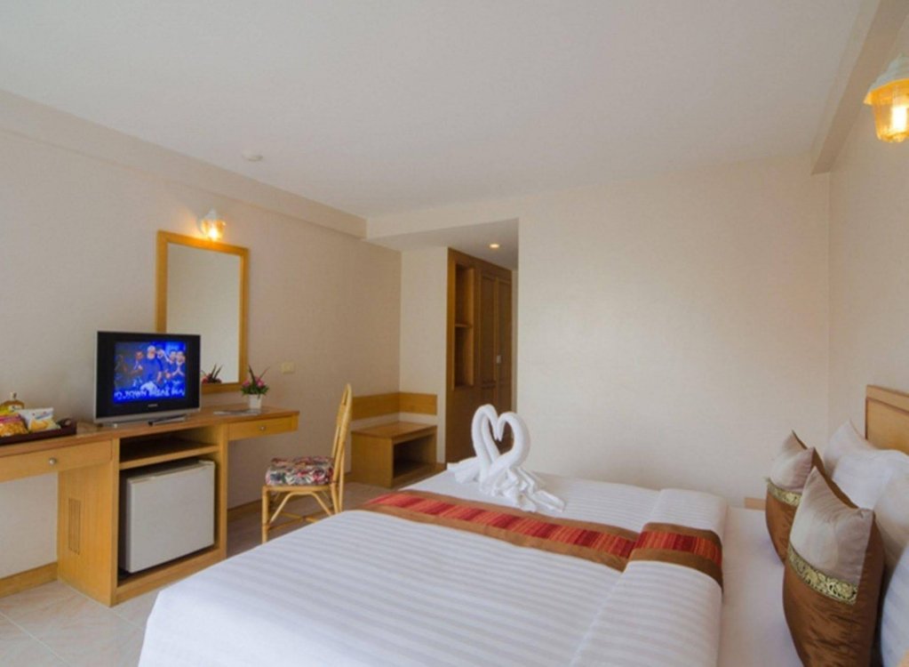 Фото Eastiny Place Hotel