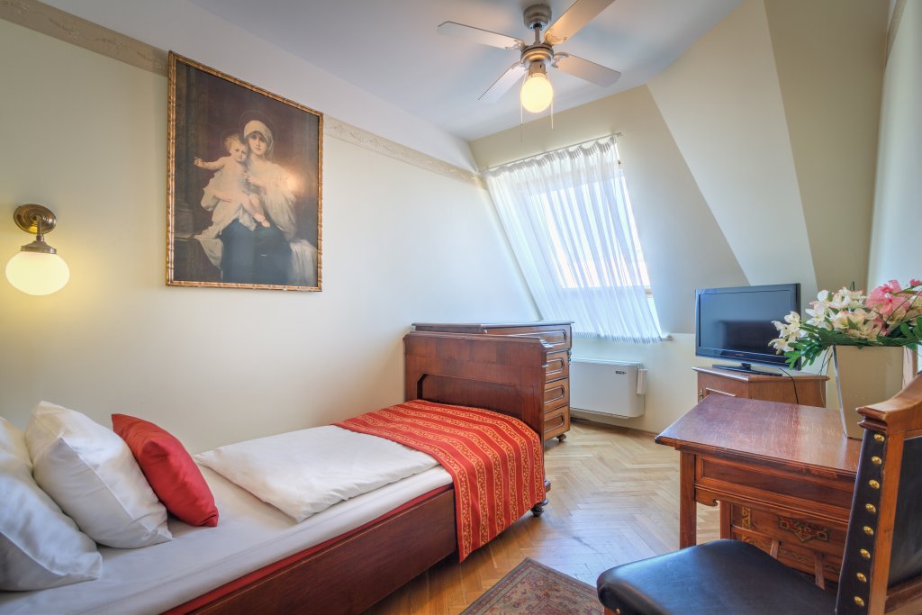 Фото Hotel Mucha