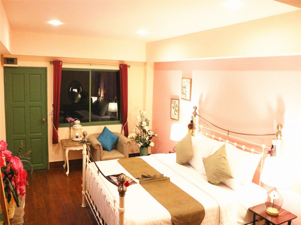 Фото E-outfitting Boutique Hotel Pattaya