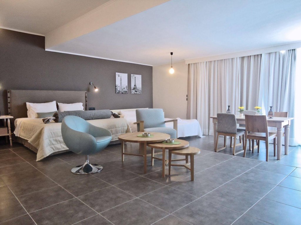 Фото Amphitryon Boutique Hotel