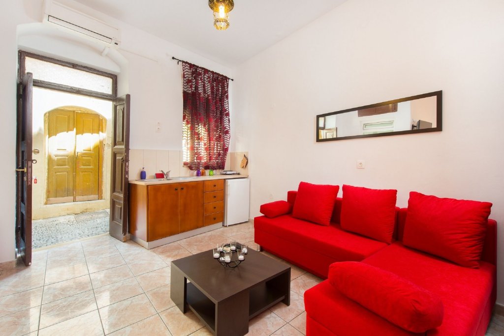 Фото 3 Charites Old Town