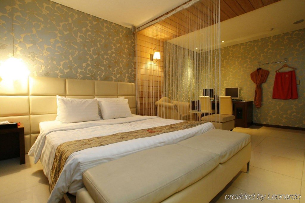 Фото Life Style S Hotel