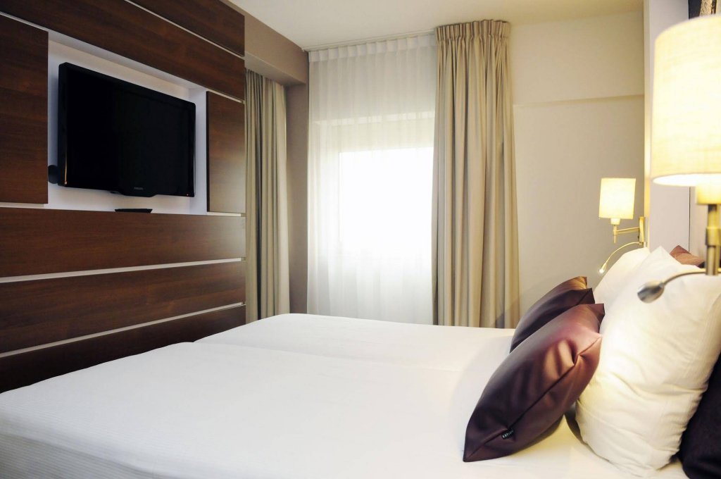 Фото Leonardo Hotel Papendrecht