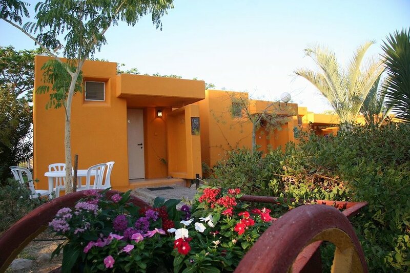 Гостиница Elifaz Kibbutz Desert Hospitality